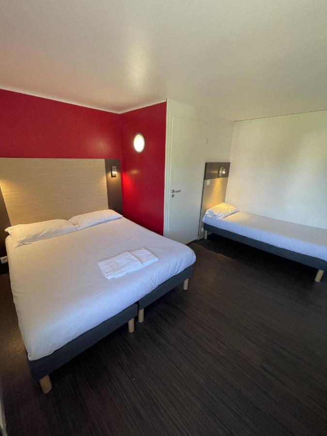 Kyriad Direct Claye-Souilly-Roissy Cdg Екстериор снимка